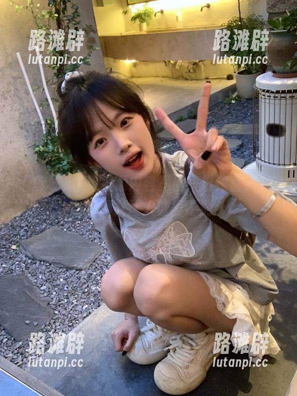 视频内容甩出一堆惊喜，17吃瓜网又让人欲罢不能！