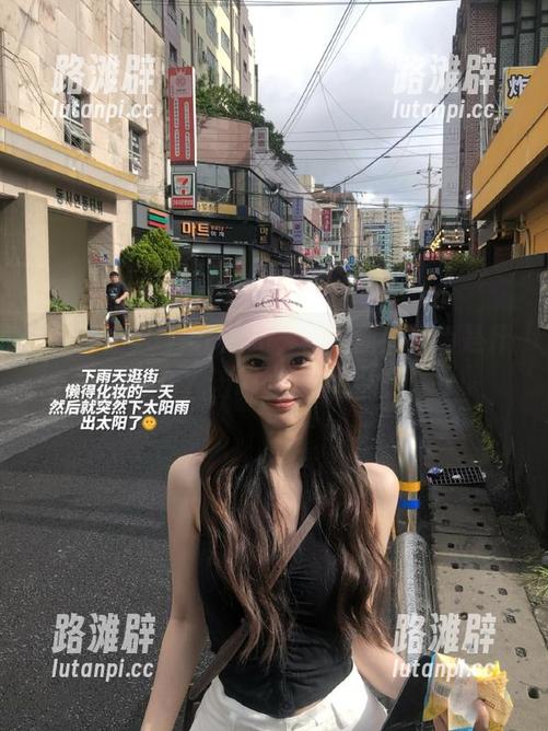 51.cc 51.cc网站,官网到底角色是什么?闲聊之间的尴尬