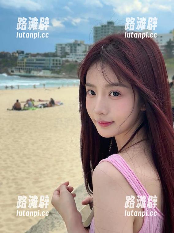 下载51吃瓜，让你在今日吃瓜浪潮中乘风破浪。
