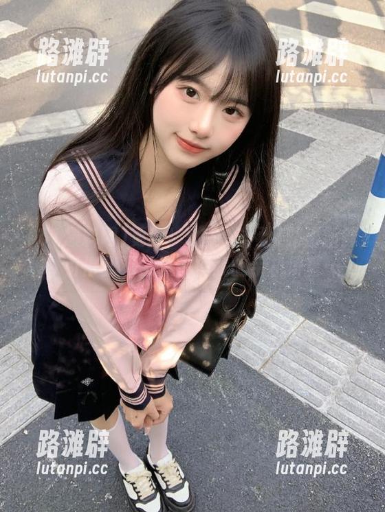 更新！51爆料网又贴出新鲜事，引得我不禁摸了摸我的手机屏幕……
