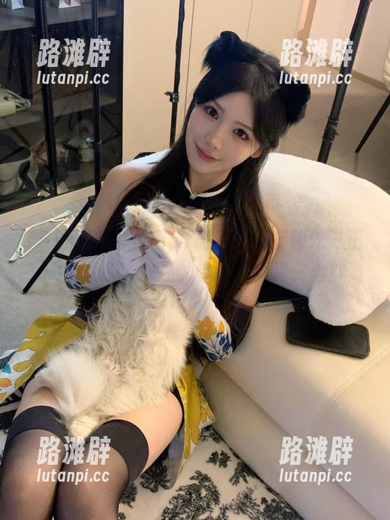 51黑料网 观看51黑料网,有种光明正大叨叨别人隐私的错觉,真是刺激!