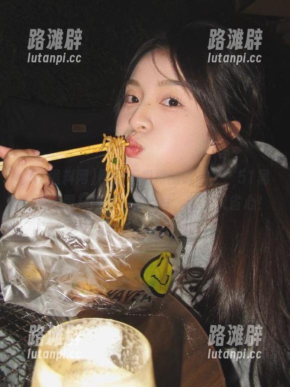 懒到不想搜的时候，“51黑料网”黑料线路一键get，省力又省心！