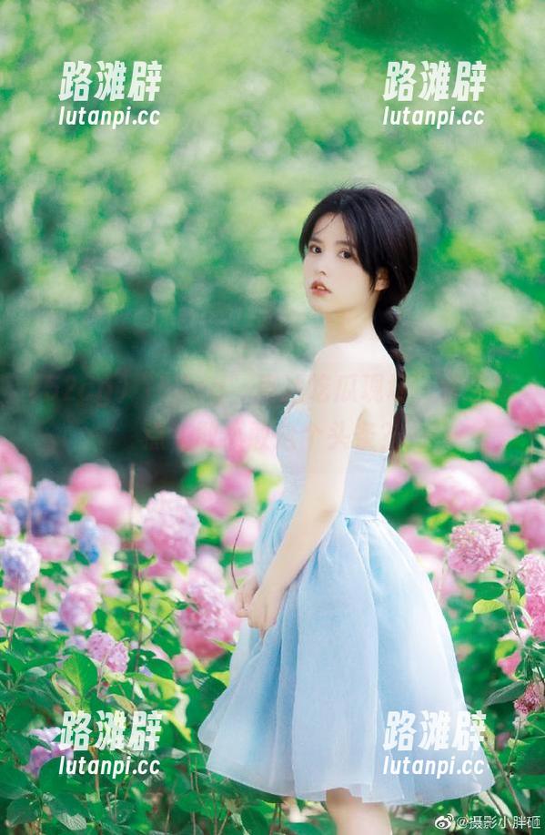 “52cg”直达吃瓜现场，快来蹲点，敢不敢抢个头条？