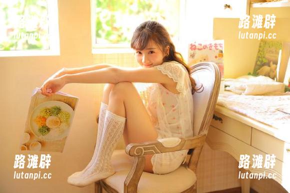 在91黑料网苹果版，瓜越吃越甜，甚至连生活都透着点喜感！