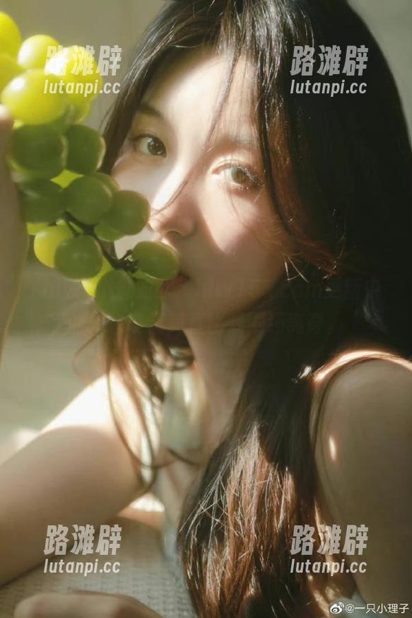 hlw 不过如此,hlw155.ccm更新中的人物设置简直比戏剧还离奇。