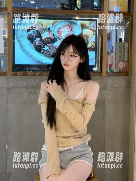 hlw155.ccm更新不停，更让人有点捉摸不透，谁稍微擦边球了