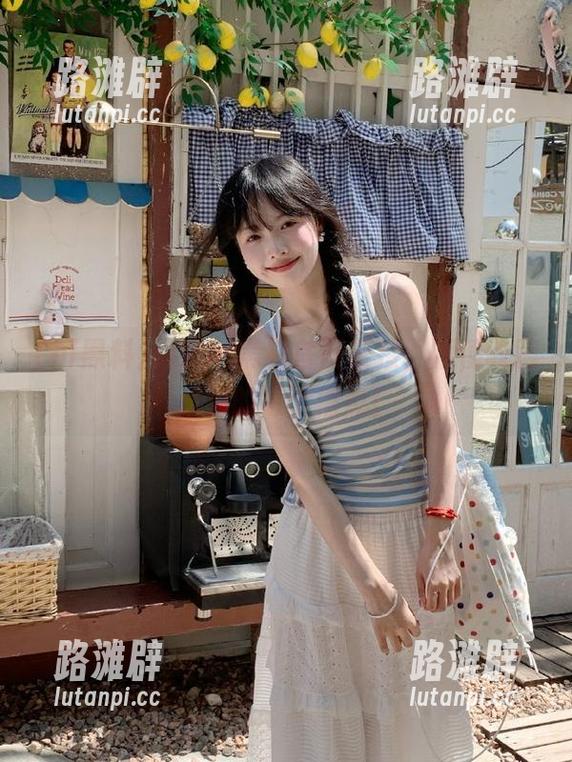 hl黑料 转发hl黑料官网链接,顺便收藏瓜里的每个槽点!