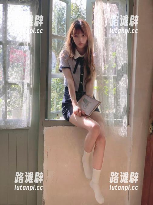 太震惊了，zztt740.ccm黑料视频让我又爱又恨