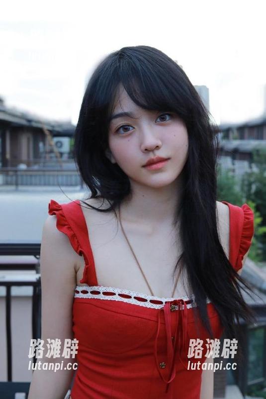 刚刚在五一吃瓜官网网页上被惊到，谁那么敢写的东西，简直戏剧！