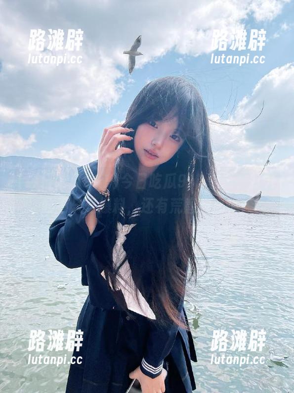今日吃瓜911 今日吃瓜911登录,打开的不只是爆料,还有荒唐的心情!