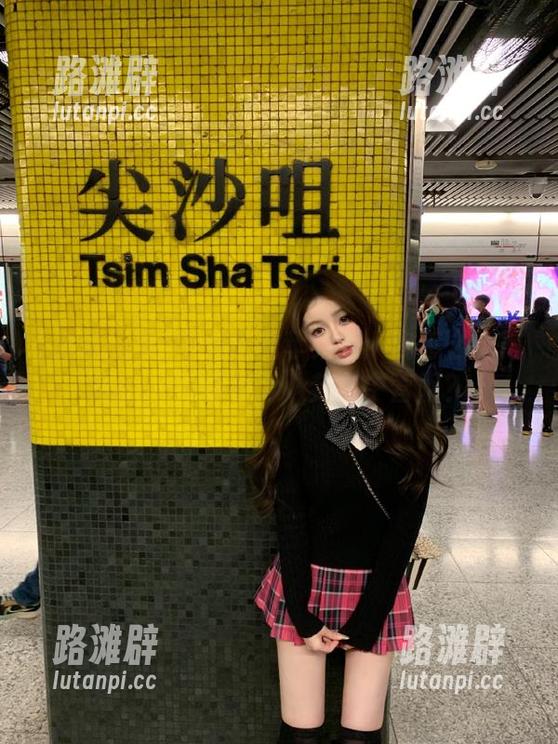 免费吃瓜 免费吃瓜苹果版:我怎么觉得这app更像是个八卦集中营呢?