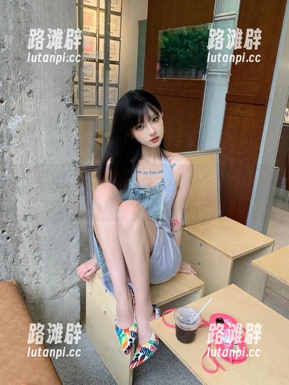 官网版全网吃瓜，收到吃瓜最佳体验，来吧，吃我一嘴！