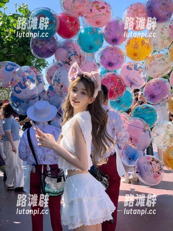 你的八卦比我还多？速速通过“全网吃瓜”传送门来互相较量！
