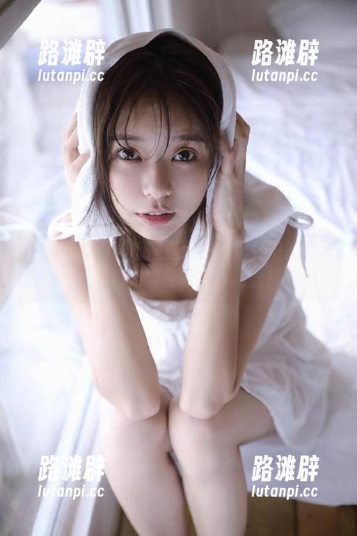 冲哥精选发布：记忆中的夏天，黑料如雪花般纷纷扬扬！