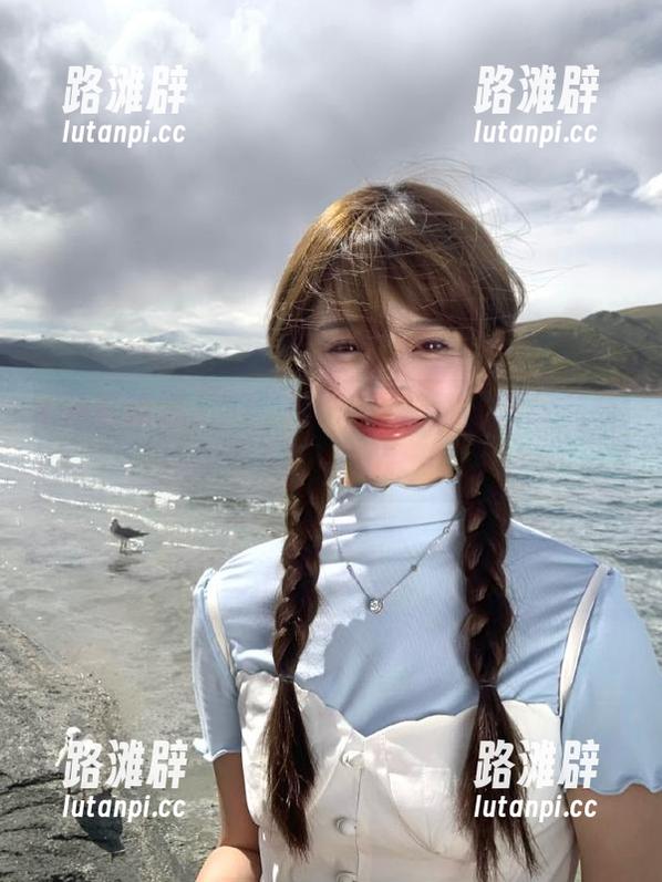 别犹豫！冲哥精选黑料导航带你进入潜规则深渊！