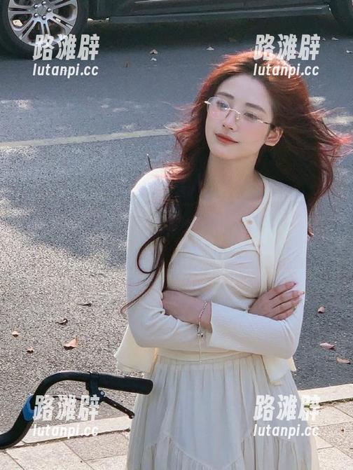 吃瓜头条：等待猪飞要九天，永久支持我吃瓜的路上！