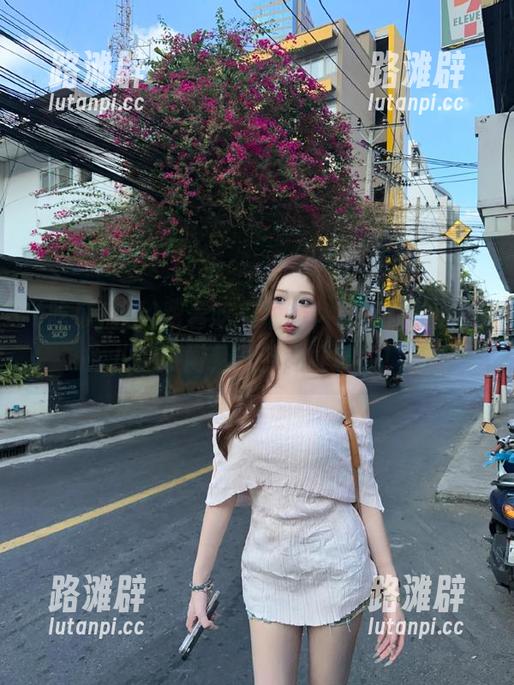 跟着吃瓜福利，永不迷路的路儿真热闹，八卦也杠杠的！