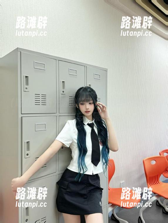 阳光透过叶子，吃瓜网里的惊喜，别遗忘收藏咯！