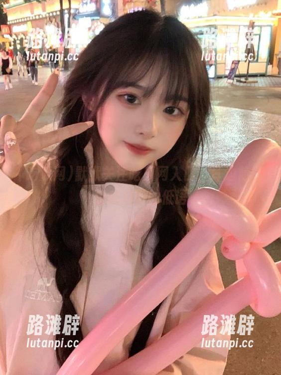 吃瓜网 默默关注吃瓜网入口,耳边隐隐传来八卦的低语
