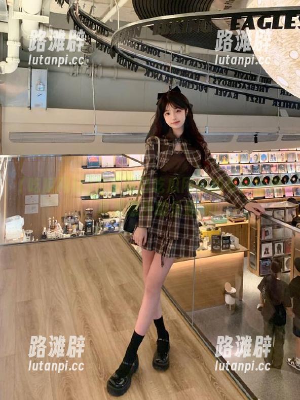 吃瓜网站 分享每日吃瓜网站的奇葩热搜,真是意外的乐趣啊!