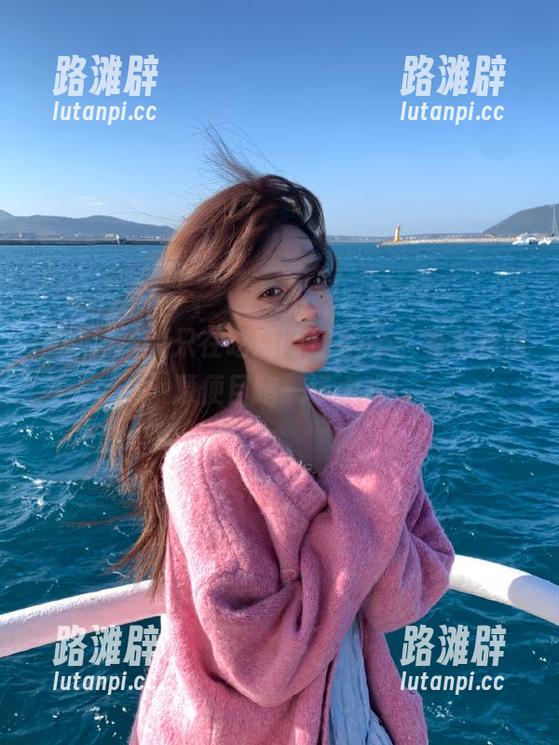 只在吃瓜网红App：看免费瓜，顺便目睹一场大戏！