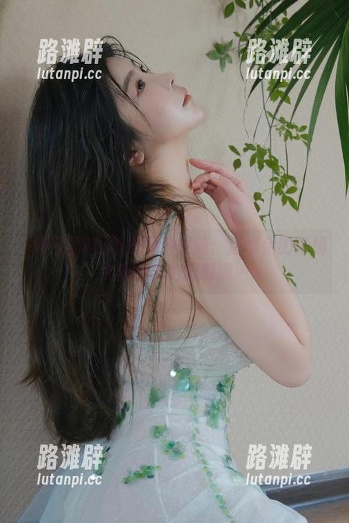 每日黑料更新：这情侣的剧情大概是能力限制啊…