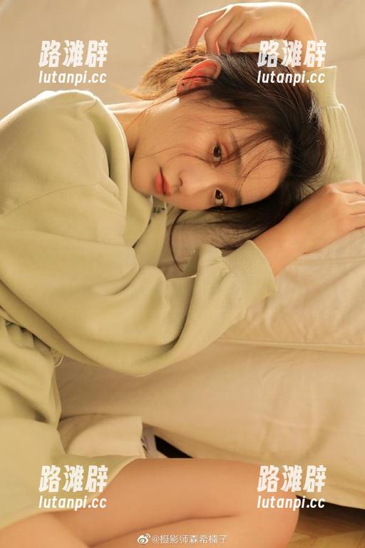 最新款每日黑料苹果版，让我怀疑现在竟如此轻松就能吃瓜。