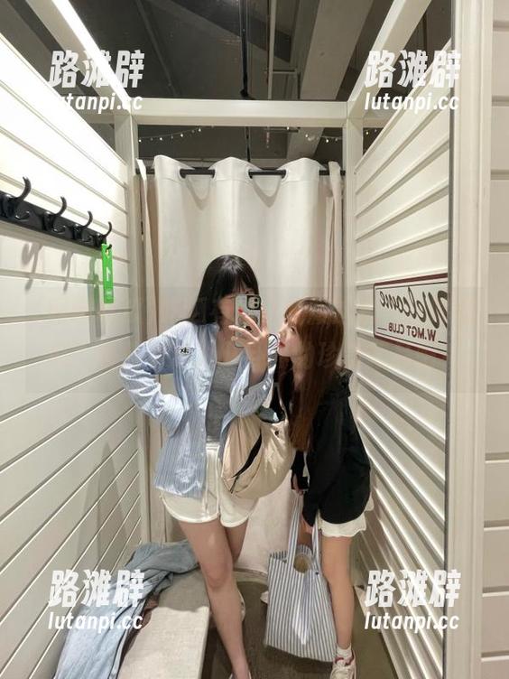 吃瓜有道，收藏这套“网曝吃瓜”宝典，成为八卦界的珍贵藏品吧！