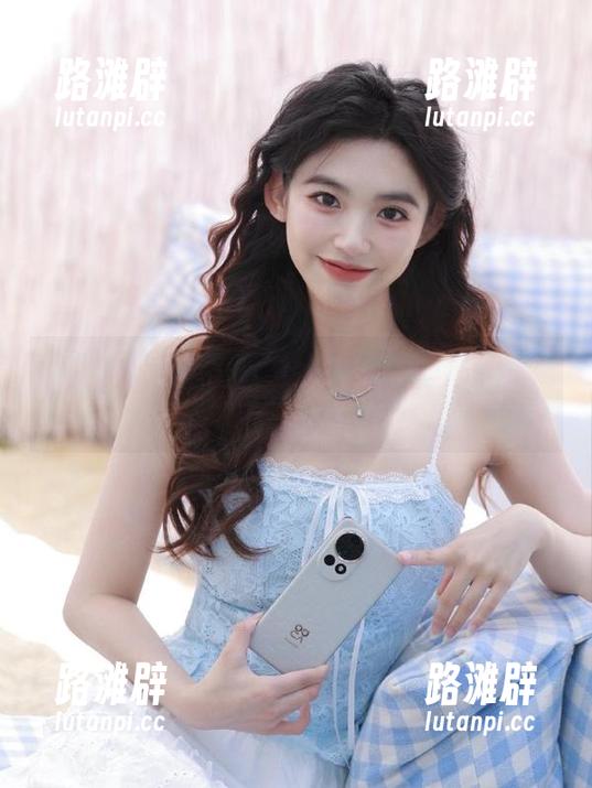 “网曝吃瓜”惊现超扯话题，赶紧先收藏再说吧！
