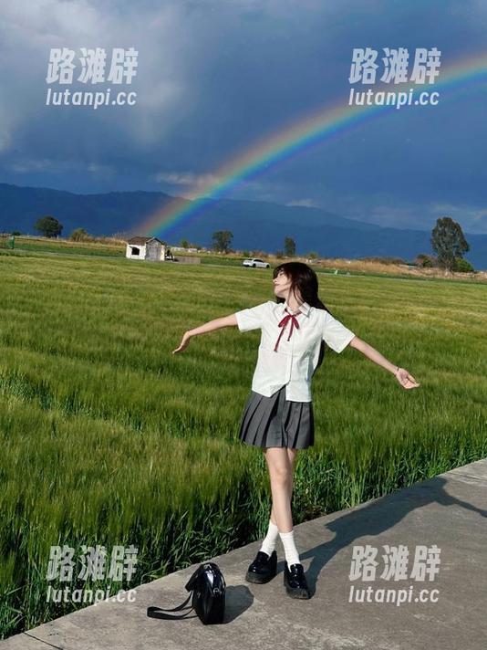 从“hl11cool黑料23”传送门冒险开始，能进能出的八卦集装箱！
