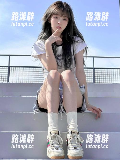 首页一打开，黑料51的绯闻让人心里狂喜，这可真是瓜田李下！