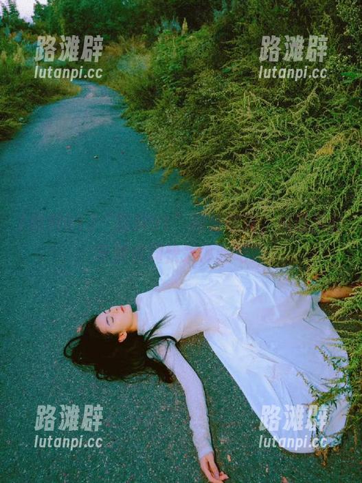 黑料91 “黑料91”网址曝光,瓜田里的辛辣传闻快来体验吧!