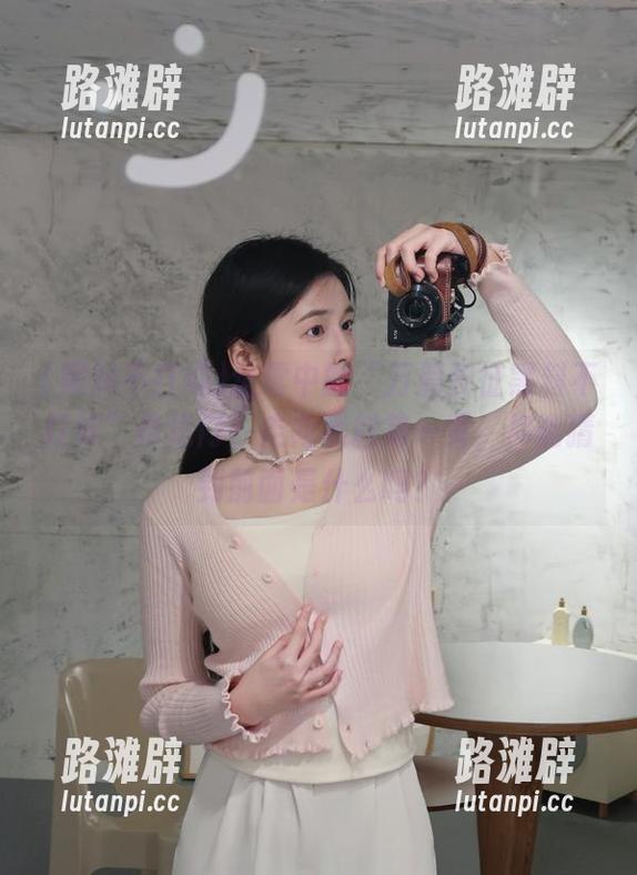 黑料不打烊 迷雾中的“万篇长征黑料不打烊”传送门,走向黑料第一页,你能猜到前面是什么吗?