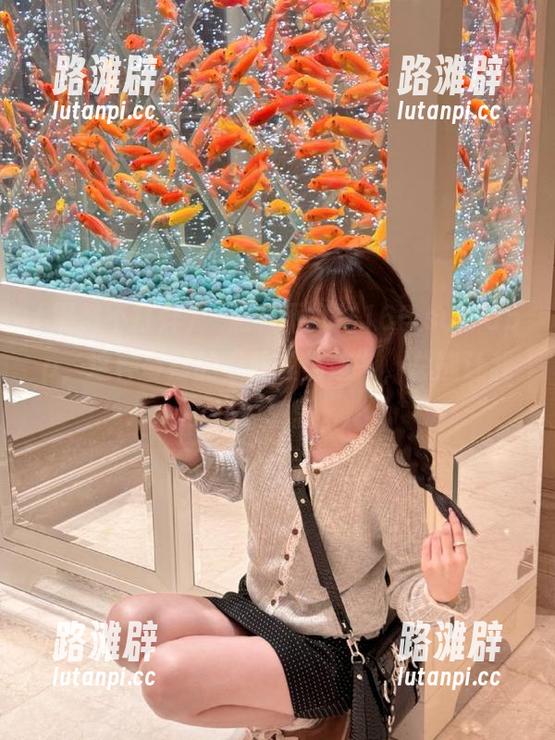 “黑料不打烊166.su”app，这种奇妙的“蛛丝马迹”，总能让我兴致勃勃。