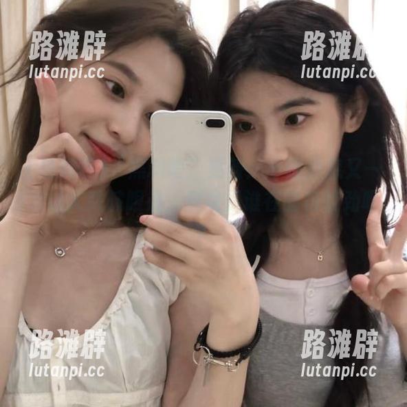“黑料吧”更新：小道消息又一次让人跌破眼镜，究竟是谁在暗自较劲呢？