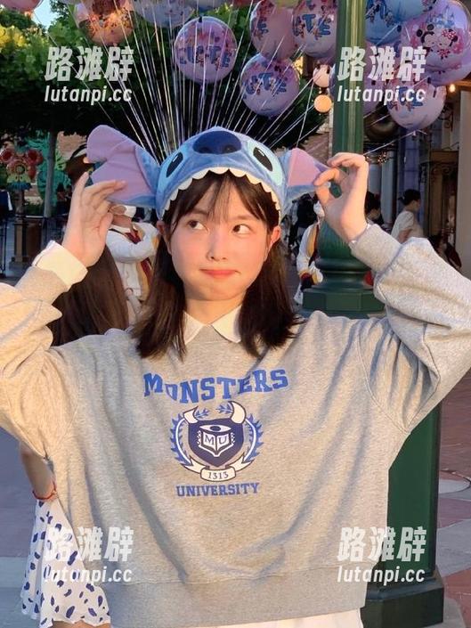 黑料正能量 黑料正能量网站让人疯狂追剧,直播入口下载中心我还能再迷恋多久?