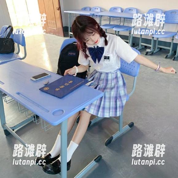你见过“泡泡吃瓜黑料正能量”视频里的神操作吗？我赞到心都凉了