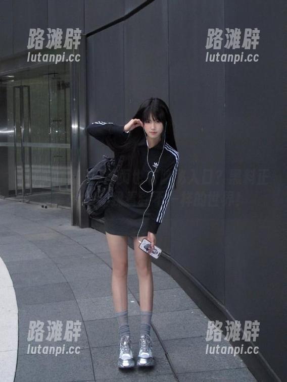 首页也有隐秘入口？黑料正能量app让我看到不一样的世界！