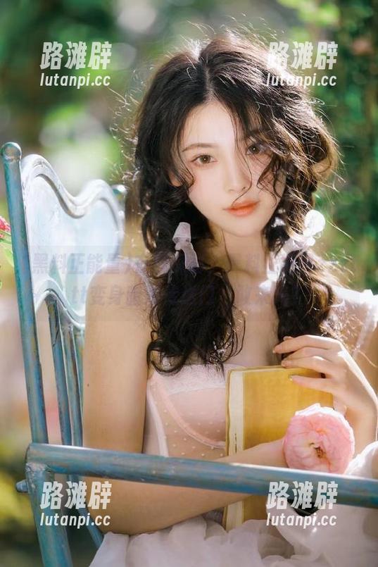 黑料正能量 在线探秘,黑料正能量zzzttt变身暗黑传送门,敢来吗?