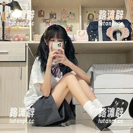 “黑料正能量hl”网站，哪里来的勇气这么低调？