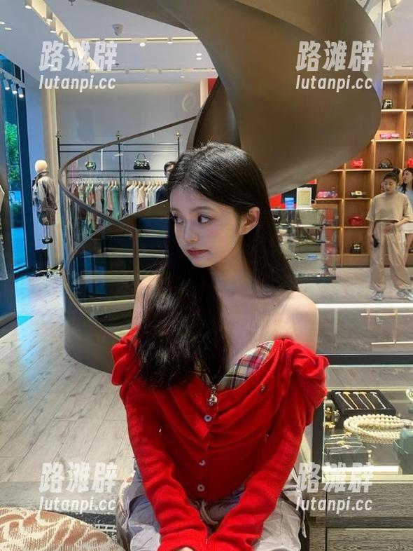 黑料正能量app：让你在八卦中发现超能力！