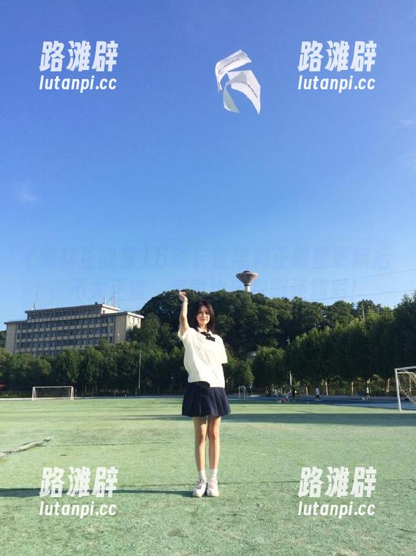 万篇长征黑料正能量更新后，不太正常，感觉比电视剧还精彩！