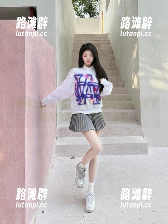 在黑料正能量网站的指引下，迷路也成了一场快乐冒险！