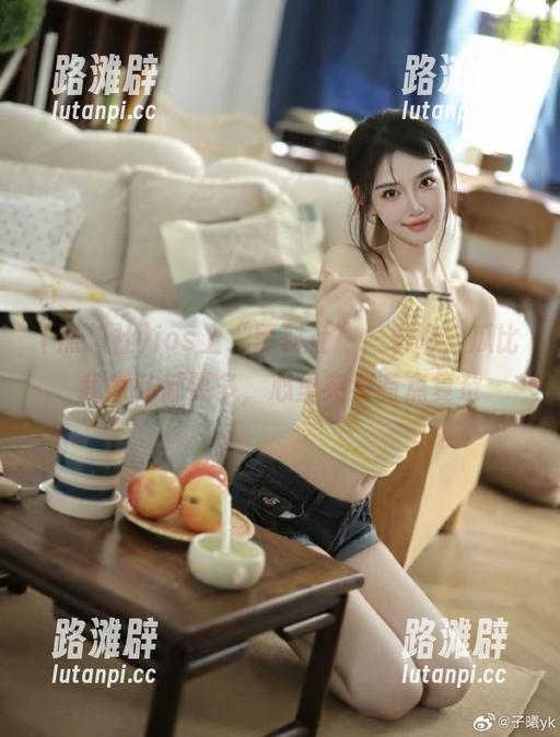 黑料社 ios上“黑料社”,看吧,瓜比我家花都要多,心里突然有点复杂