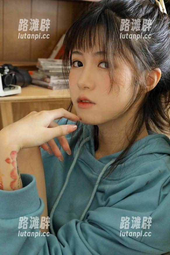 永不迷路的美食——“黑料社”APP，吃瓜也能“填饱肚子”！