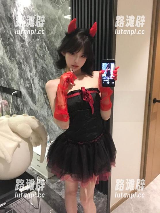 找到黑料社区的官网地址，今天的瓜也要吃得正宗！