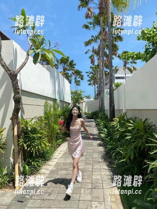 黑料社区app：闲来无事，观看一下有趣的黑历史？