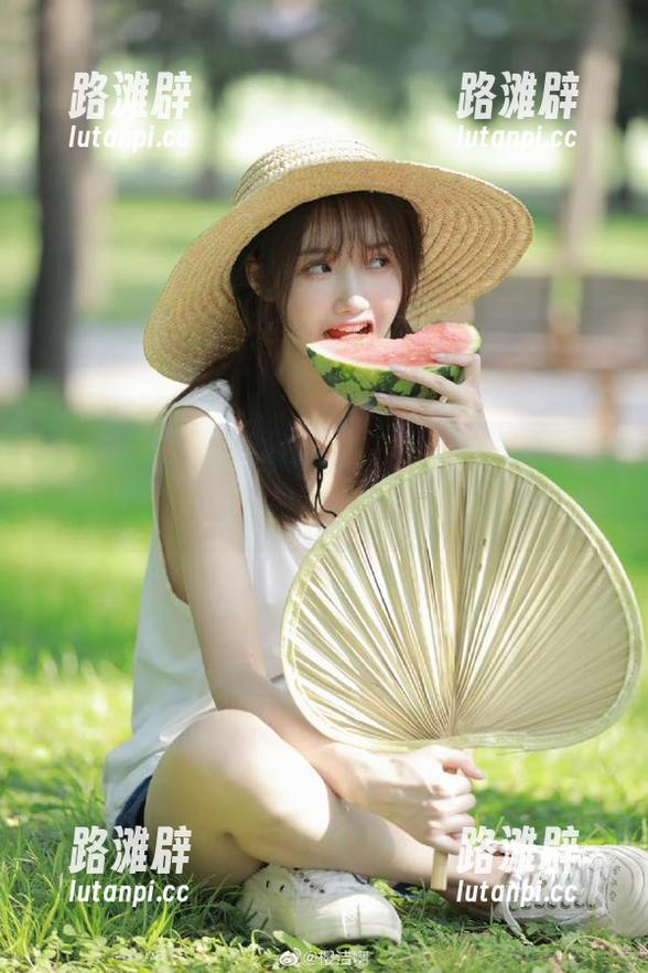 黑料网官网发声，APP上线的那刻，瓜友们都在狂欢！