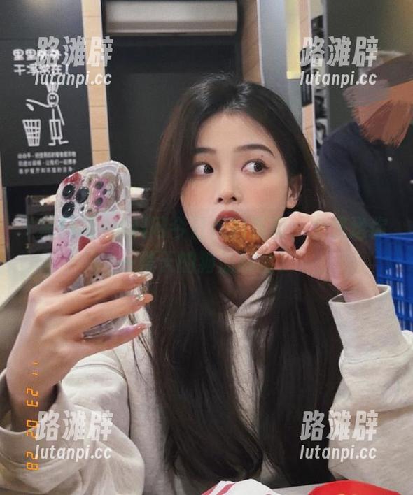 黑料网 黑料网今日黑料首页,免费送你一整天的狗血剧情!