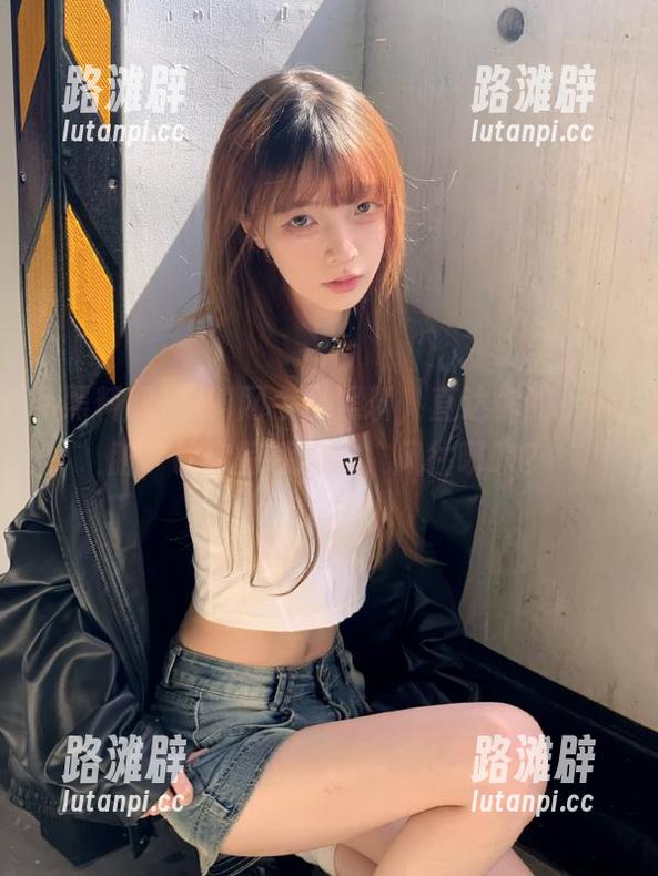 黑料网今日黑料，直达你的小心脏，让你惊呼连连，风往哪吹？